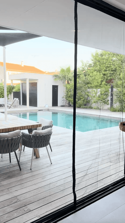 <b>Découvrez<br>Moskera</b>